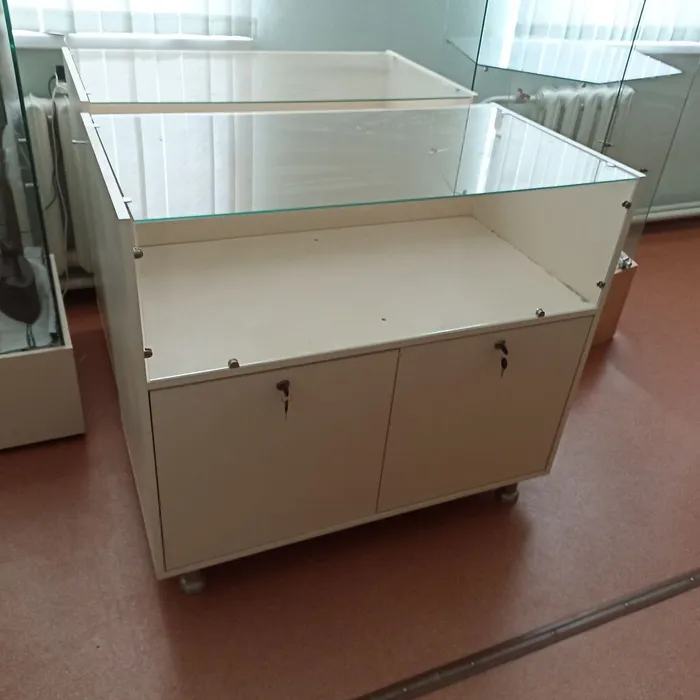 Витрина для элементов казачьего быта.jpg