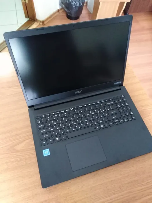Ноутбук Acer Extensa 15 EX215-31-C6FV..jpg
